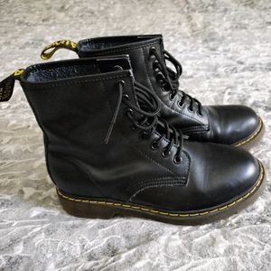 Dr Martens black boots size 40